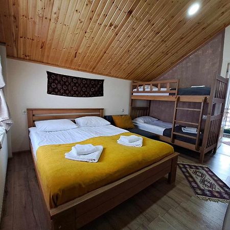 Cottage In 구다우리 외부 사진