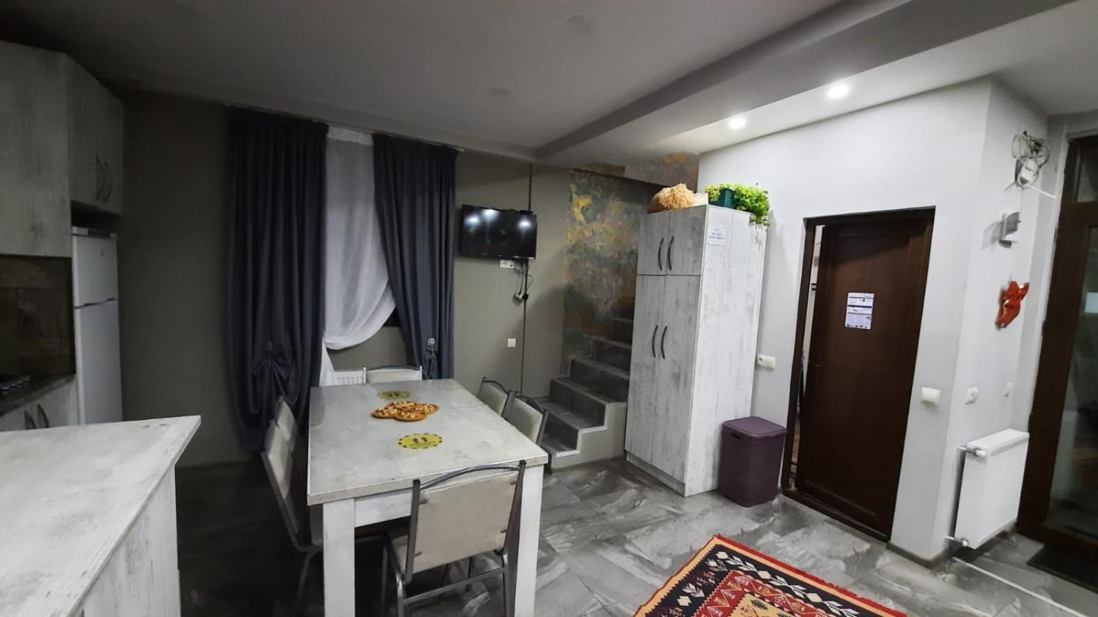 Cottage In 구다우리 외부 사진