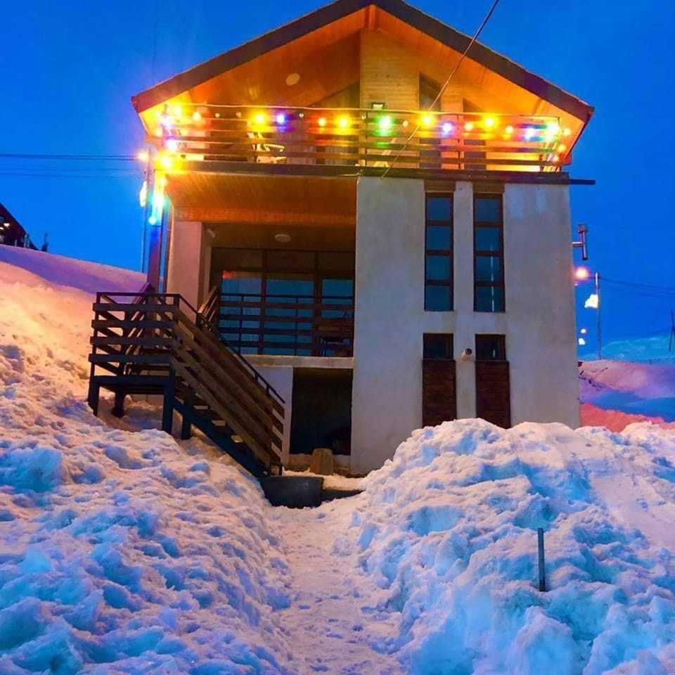 Cottage In 구다우리 외부 사진